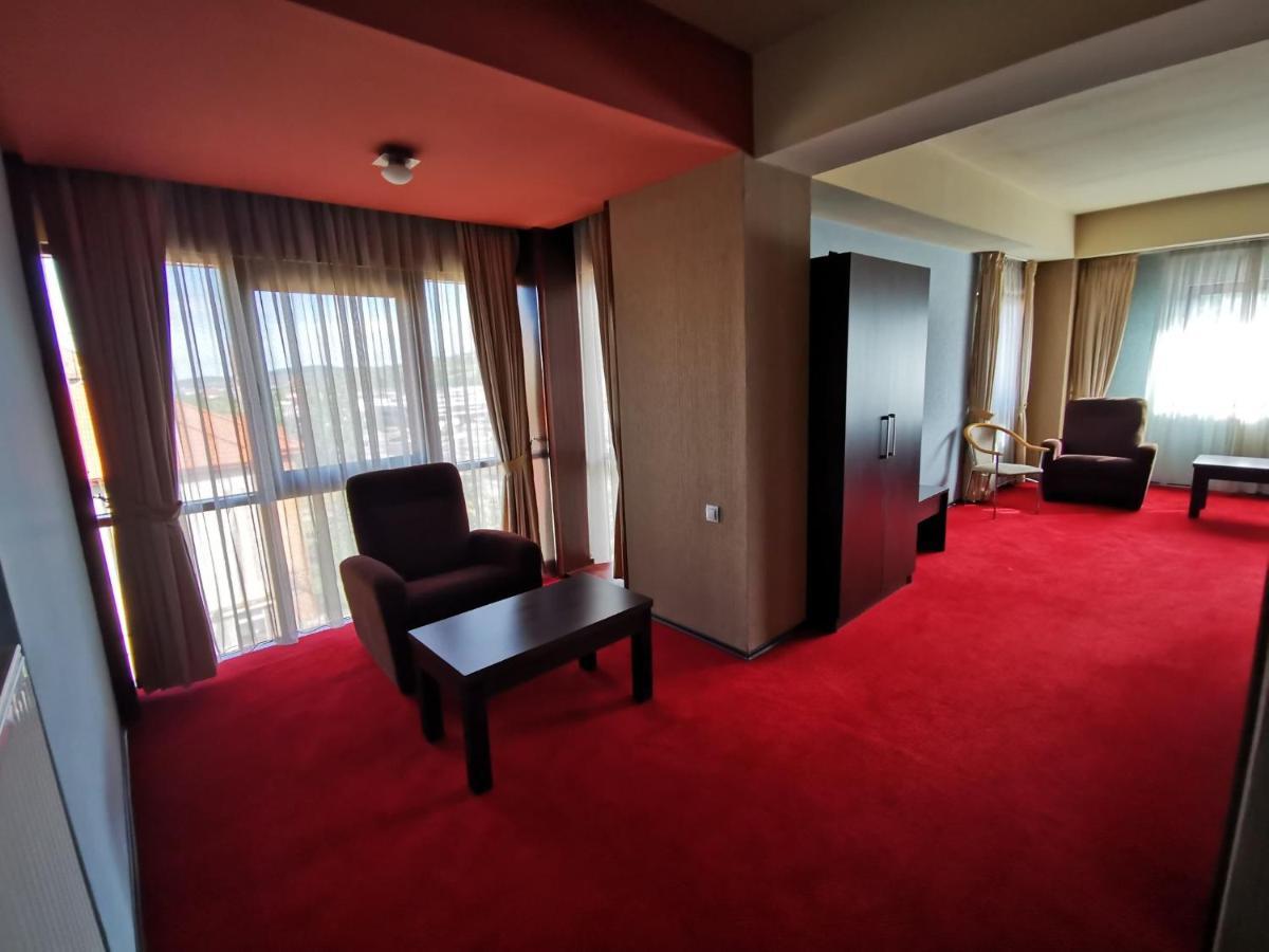 Hotel Severus Zalau Exterior photo