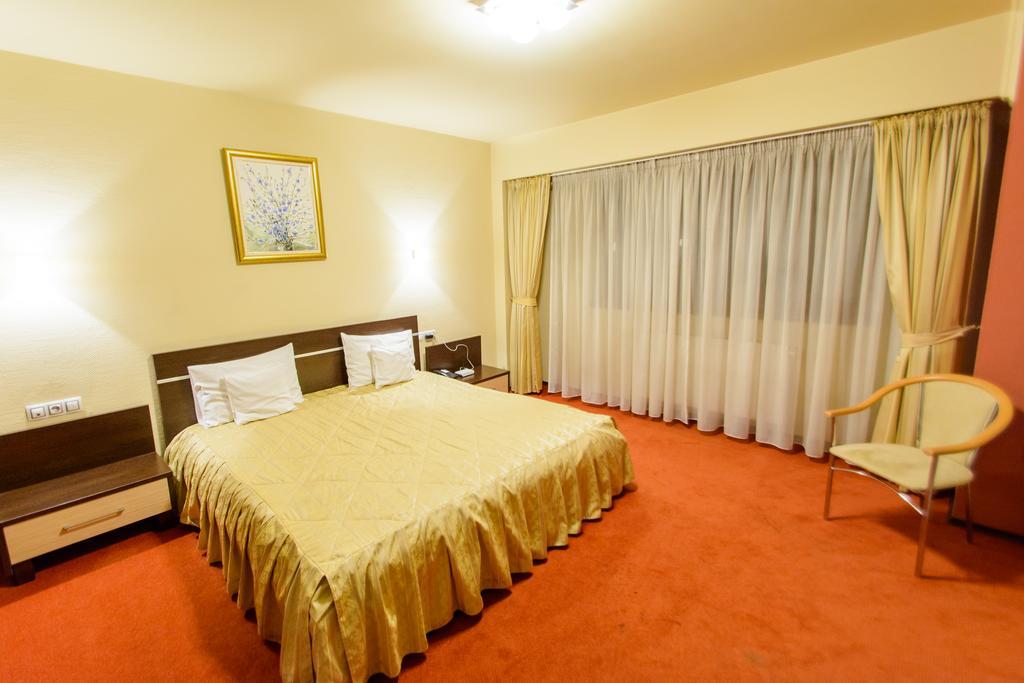 Hotel Severus Zalau Exterior photo
